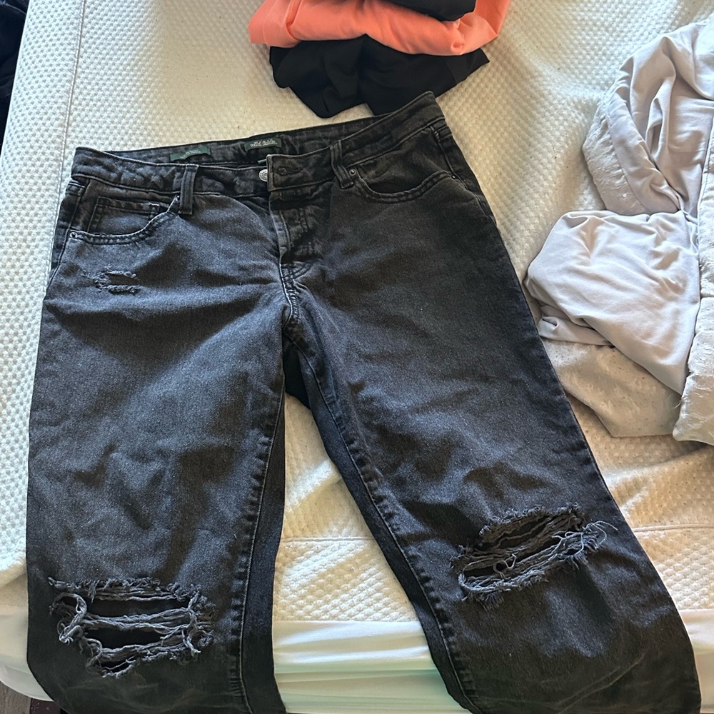 Wild Fable Black Low Rise Distressed Bootcut Jeans Size 10